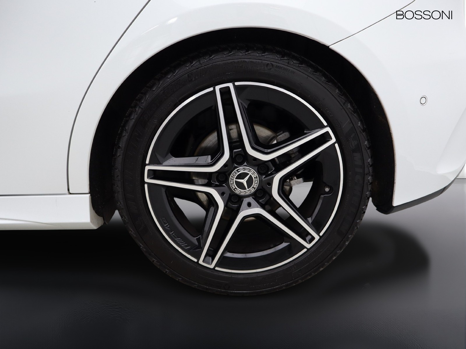 4 - Mercedes Classe A 200 d amg line premium speedshift dct amg 8g