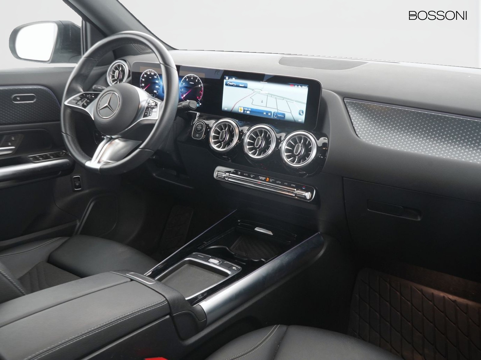 6 - Mercedes GLA 180 progressive advanced plus 7g-dct