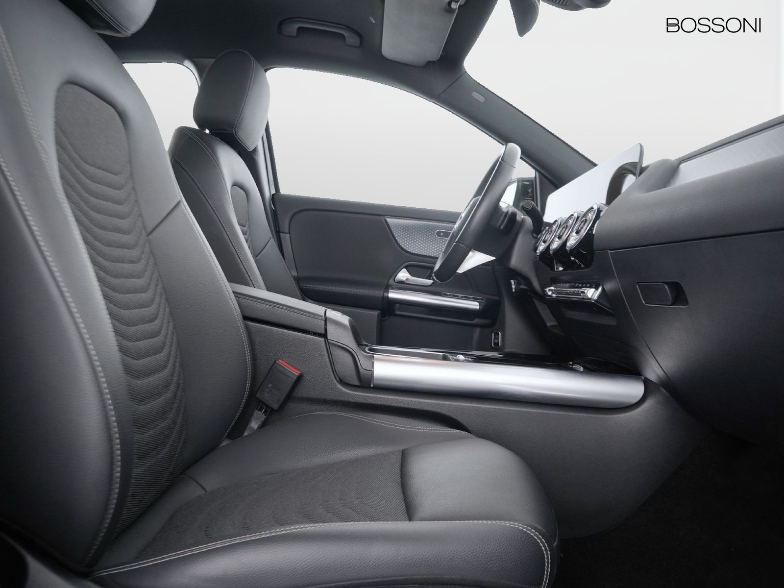 8 - Mercedes GLA 180 progressive advanced plus 7g-dct