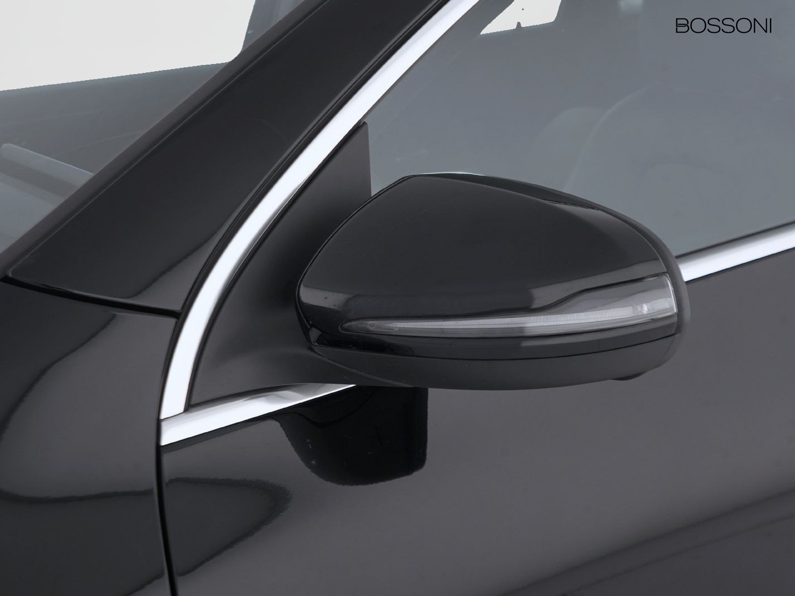 38 - Mercedes GLA 180 progressive advanced plus 7g-dct