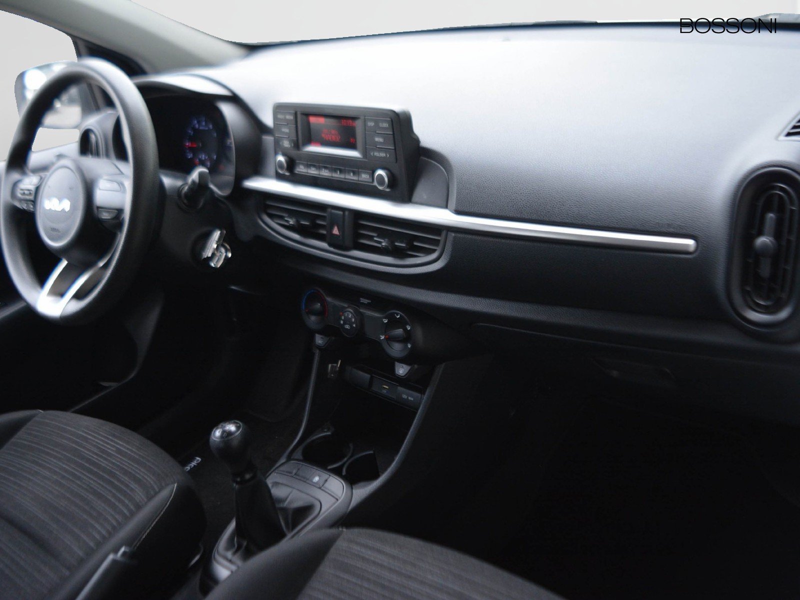 8 - Kia Picanto 1.0 dpi urban