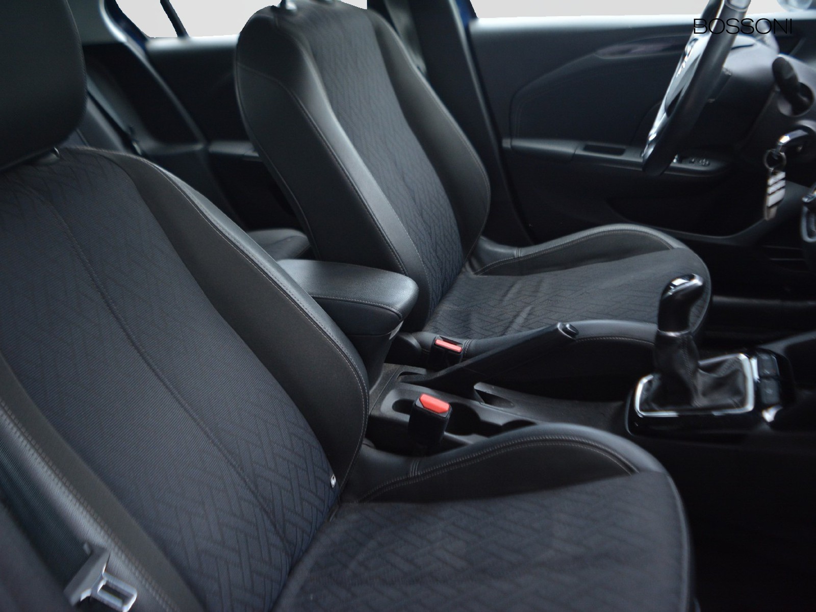 5 - Opel Corsa 5 porte 1.2 75cv elegance s&s