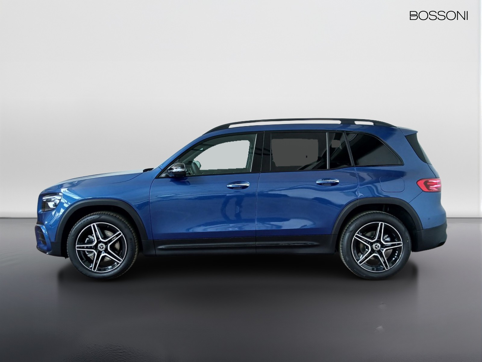 3 - Mercedes GLB 200 d amg line premium 8g-dct