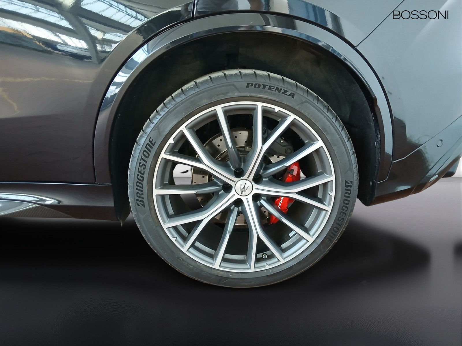 4 - Maserati Grecale 3.0 v6 v6 530cv trofeo awd