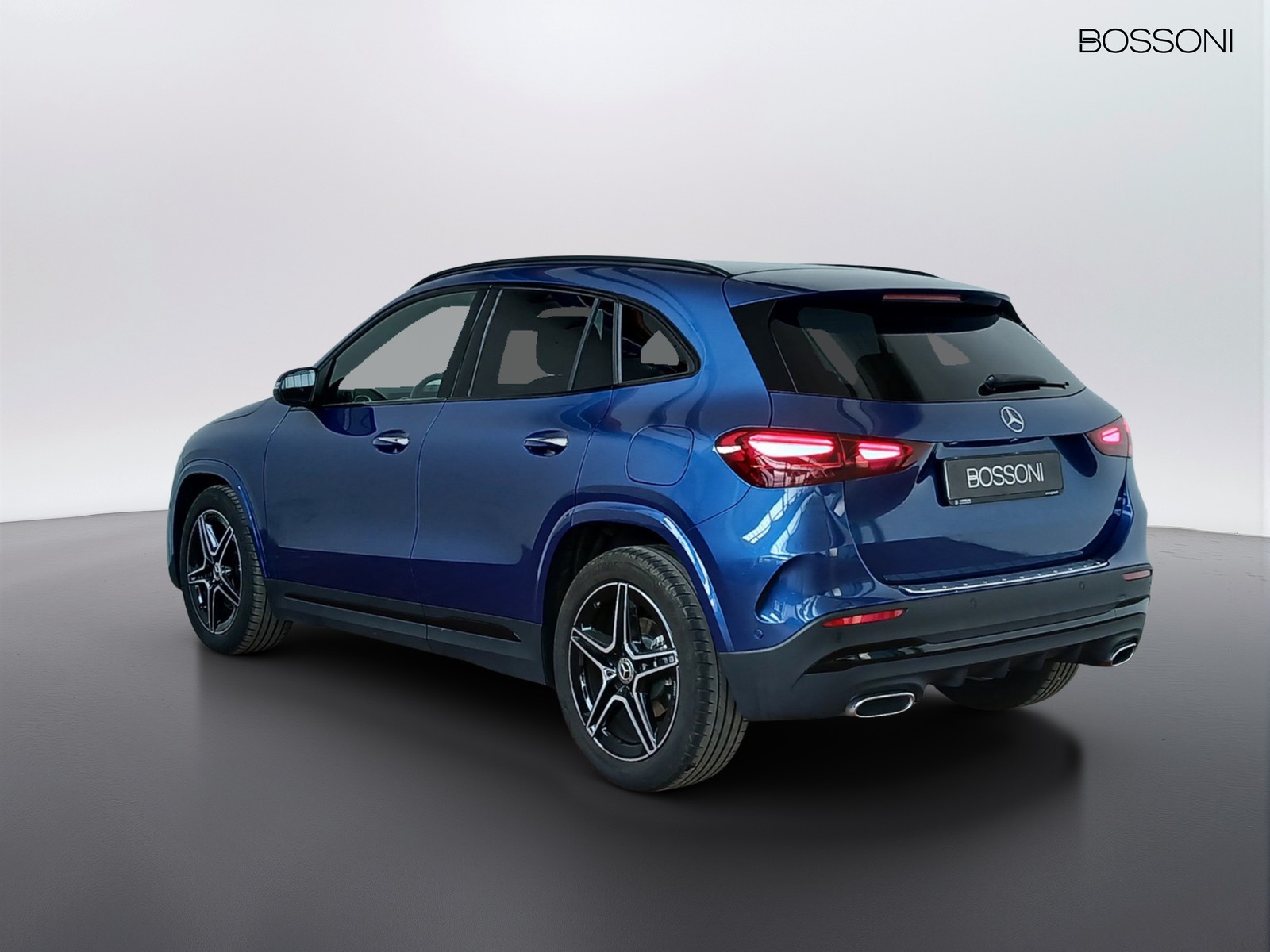 5 - Mercedes GLA 180 d amg line advanced plus 8g-dct