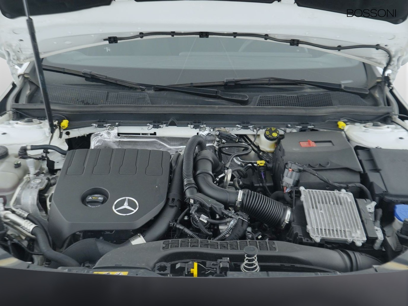 11 - Mercedes Classe A 180 amg line advanced plus 7g-dct