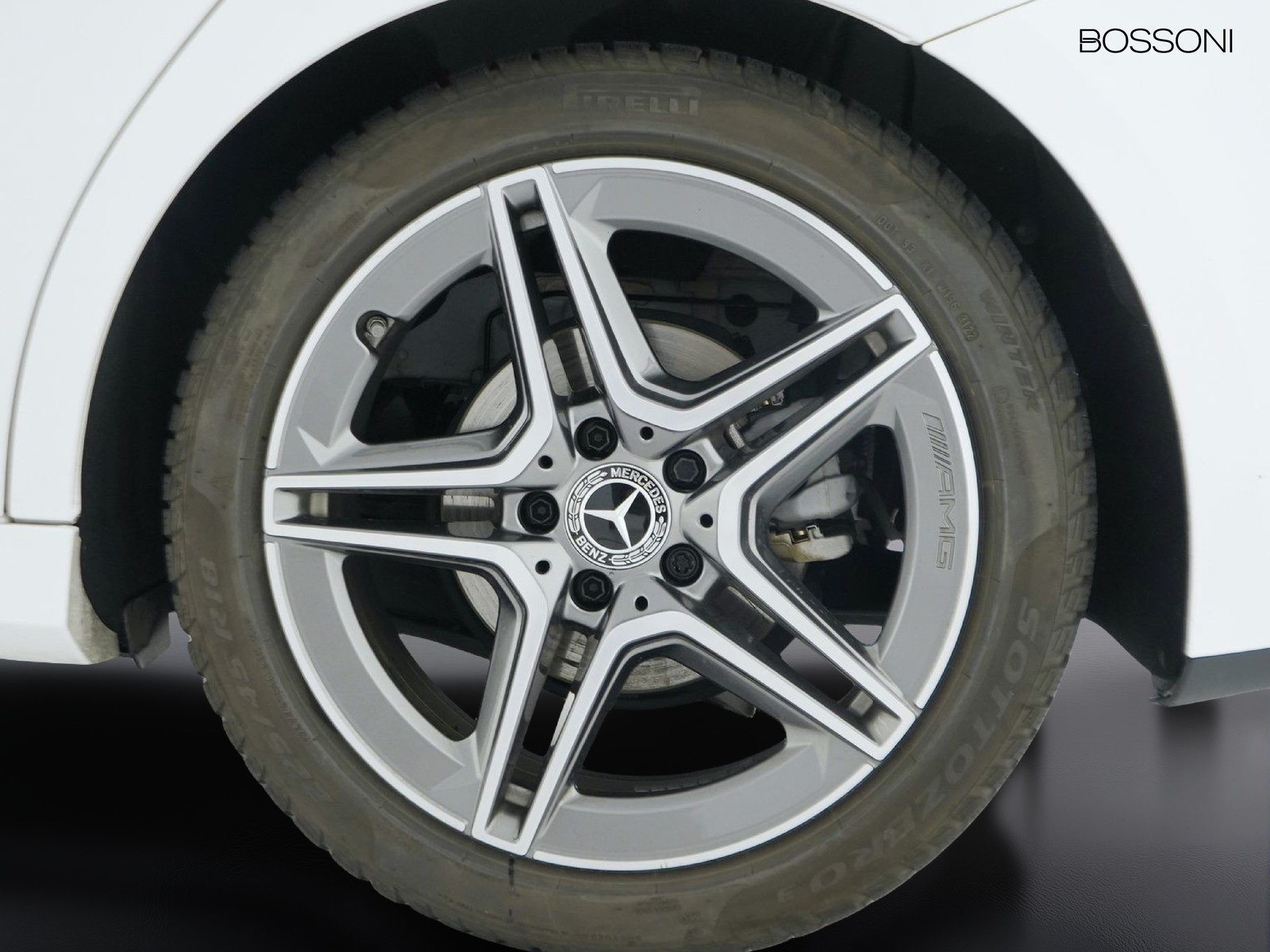 12 - Mercedes Classe A 180 amg line advanced plus 7g-dct