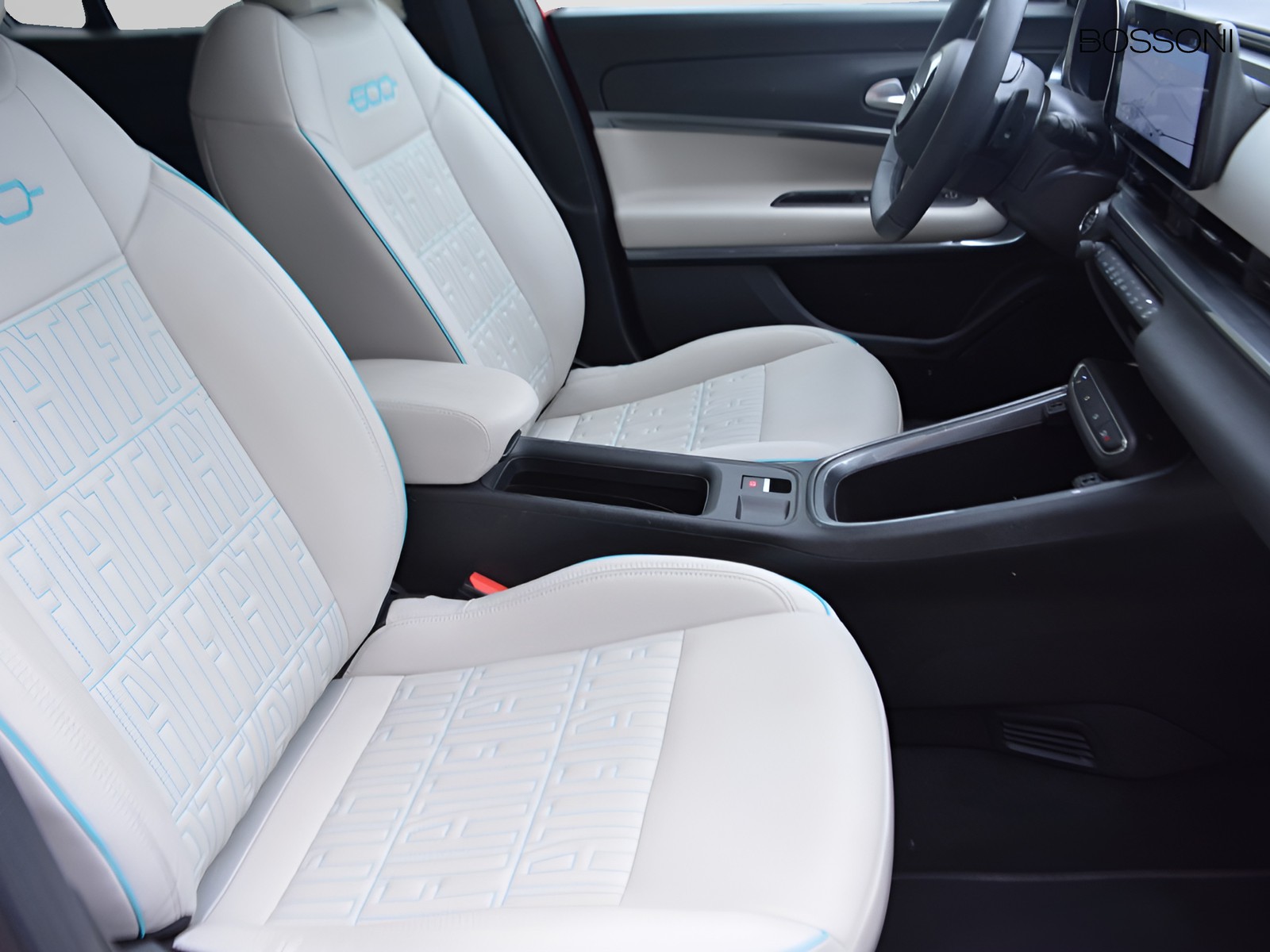 5 - Fiat 600 1.2 hybrid 110cv la prima ii edct