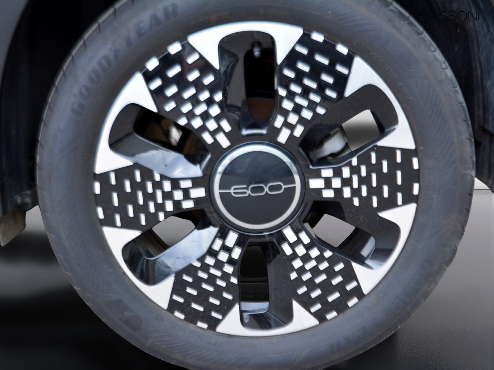 15 - Fiat 600 1.2 hybrid 110cv la prima ii edct