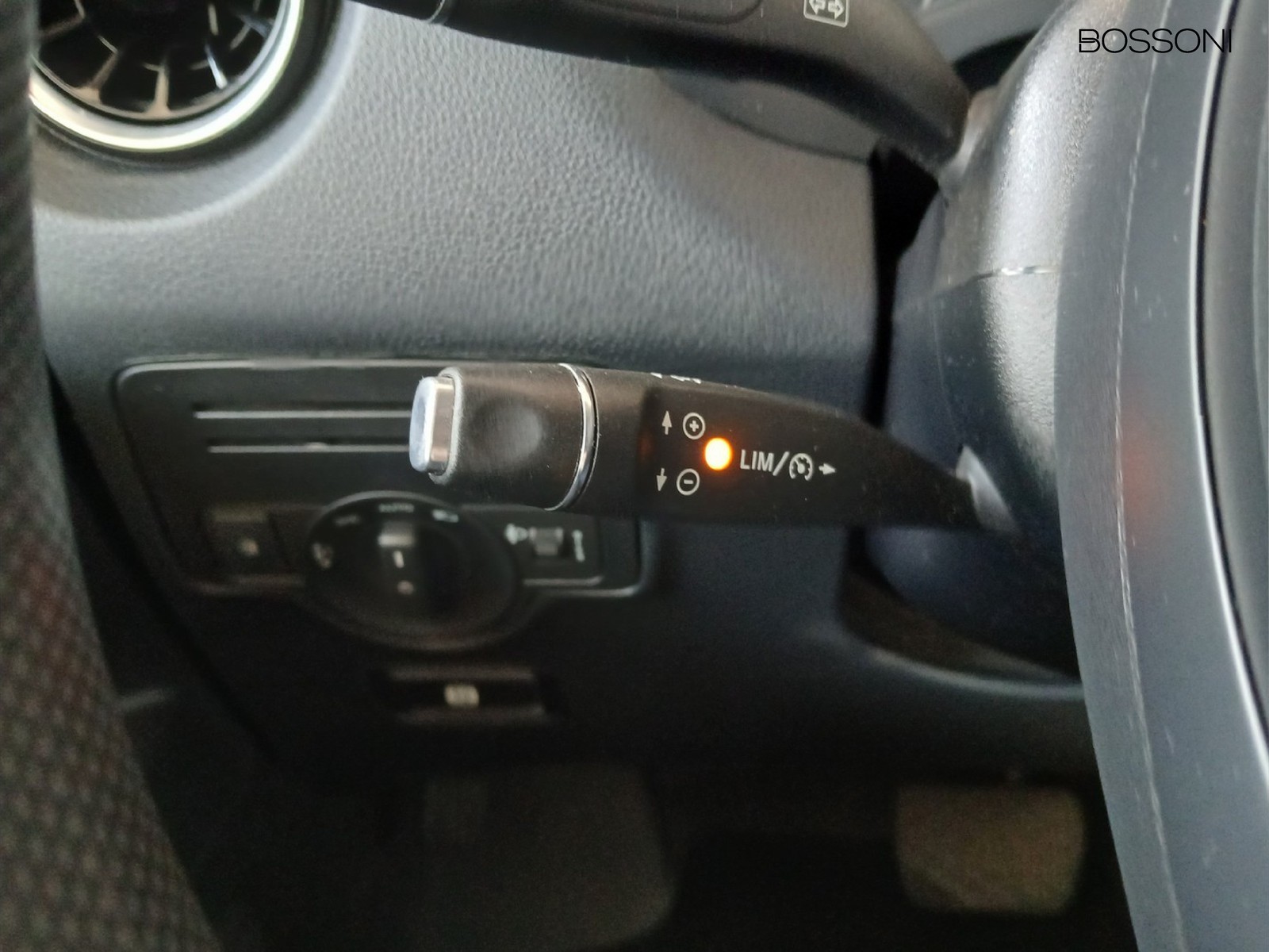 11 - Mercedes Vans Vito 114 cdi long pro auto my20