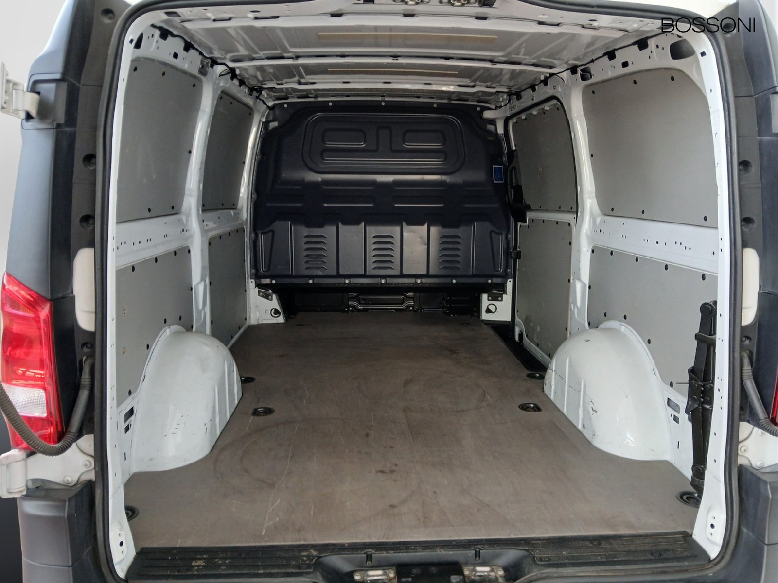 14 - Mercedes Vans Vito 114 cdi long pro auto my20