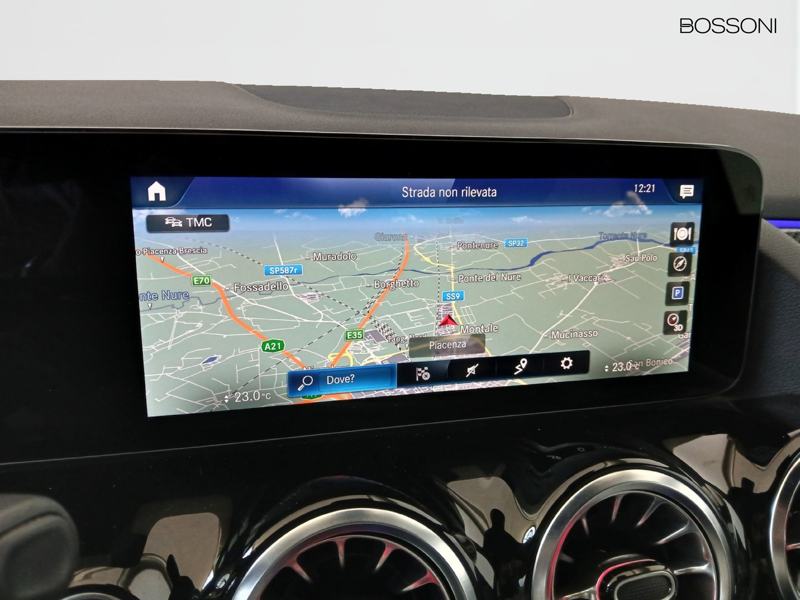 10 - Mercedes GLA 200 d premium 8g-dct