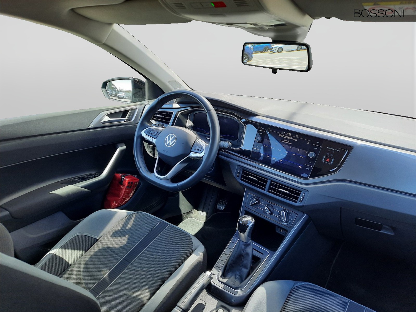 6 - Volkswagen Polo 1.0 tsi 95cv style