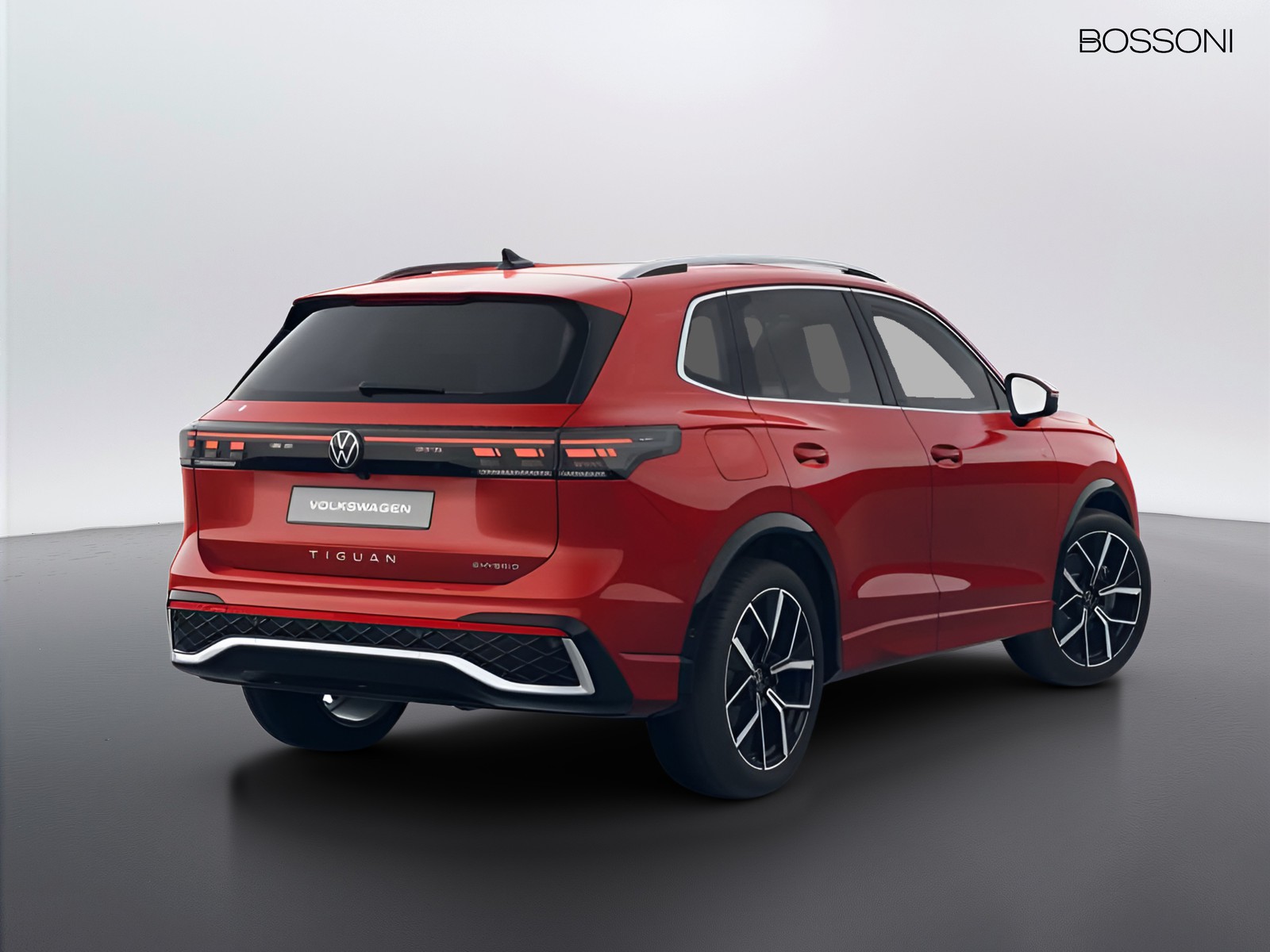 5 - Volkswagen Tiguan 1.5 tsi ehybrid 204cv r-line plus dsg