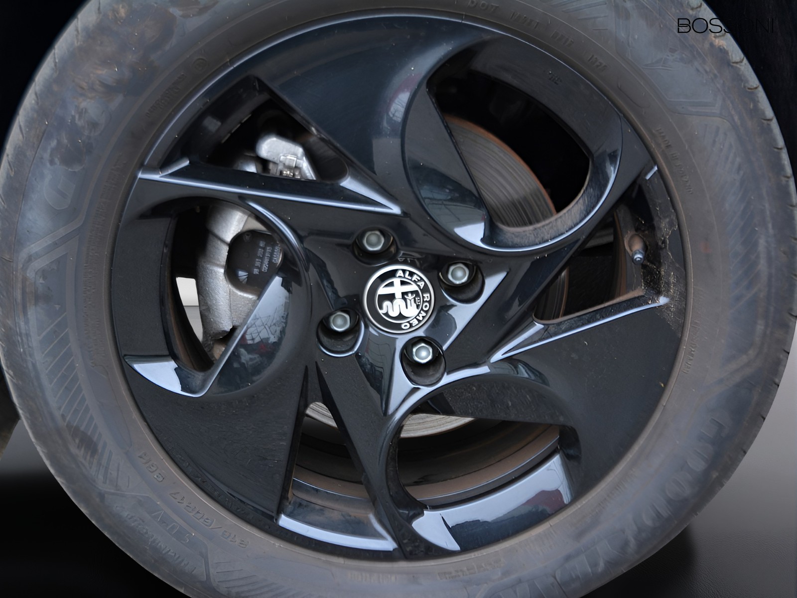 15 - Alfa Romeo Junior 1.2 hybrid 145cv ibrida edct6