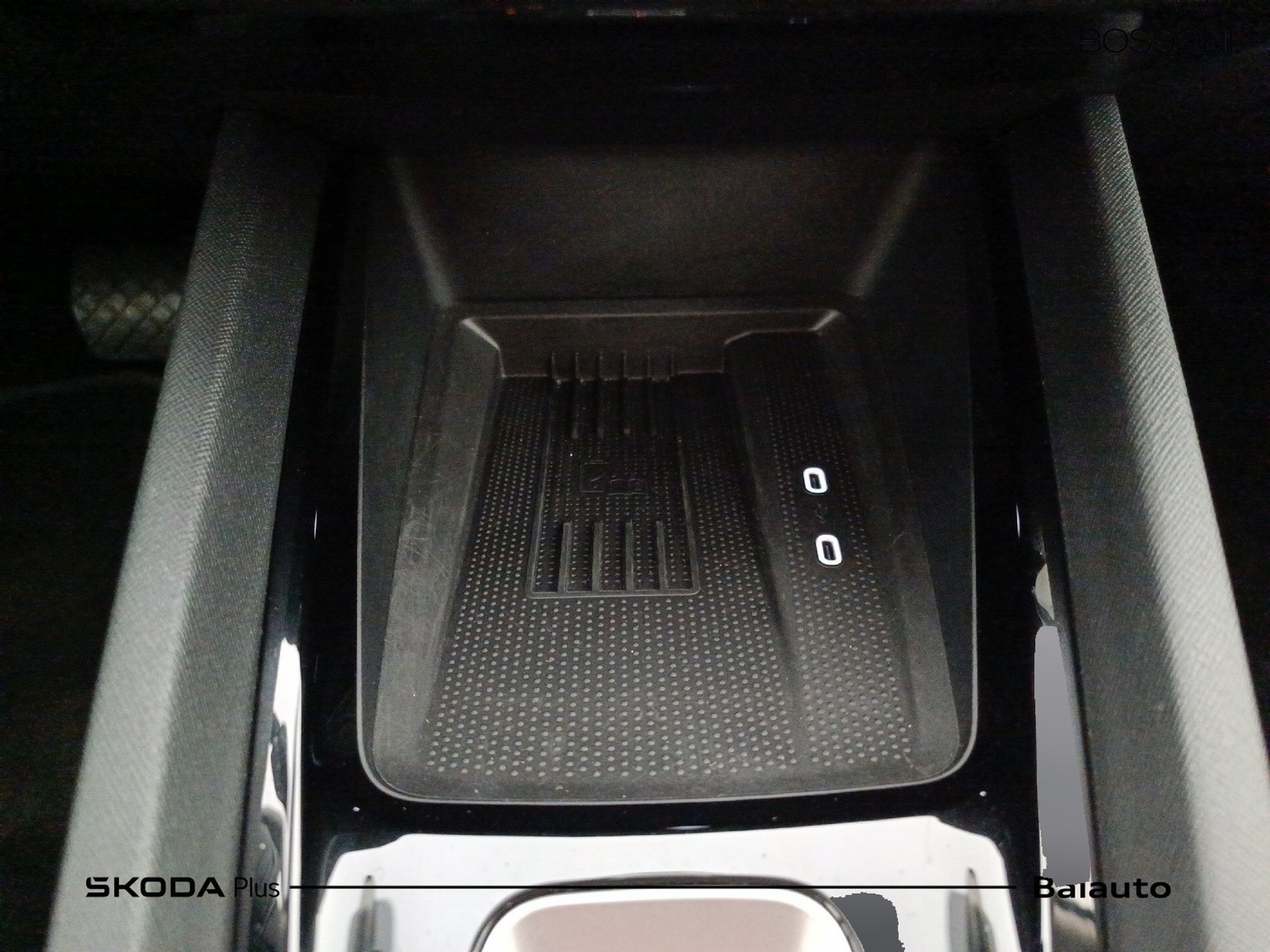 12 - Skoda Octavia wagon 2.0 tdi 150cv executive dsg