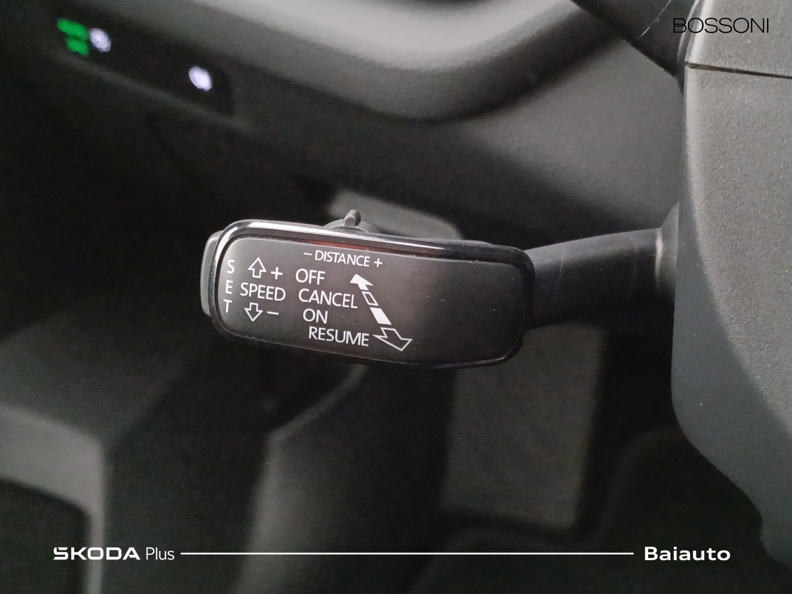 17 - Skoda Octavia wagon 2.0 tdi 150cv executive dsg