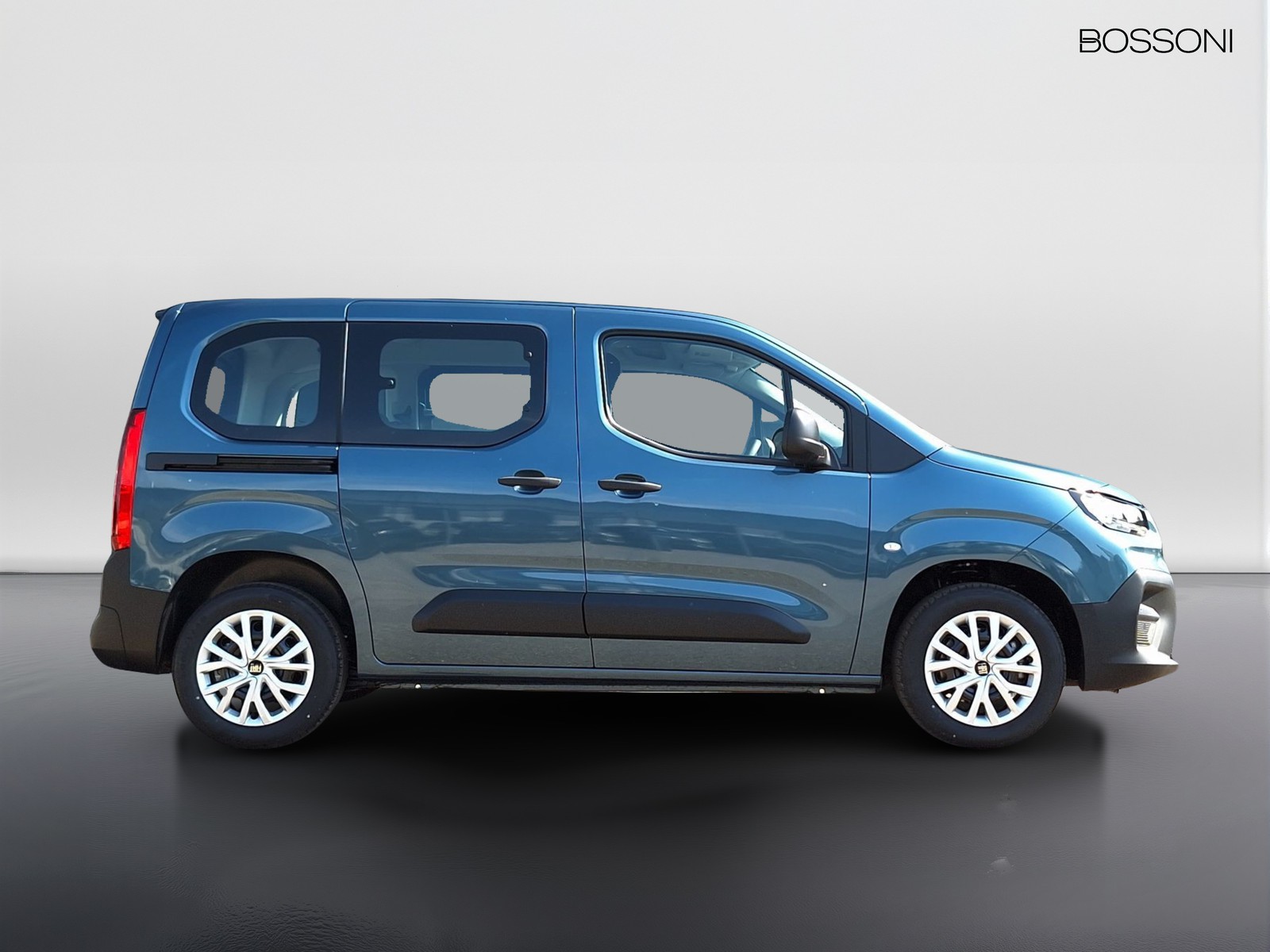 4 - Fiat Doblò passo corto 1.5 diesel 100cv doblo