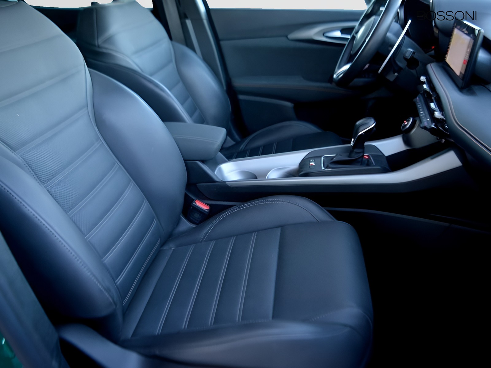 5 - Alfa Romeo Tonale 1.5 hybrid 160cv veloce tct7