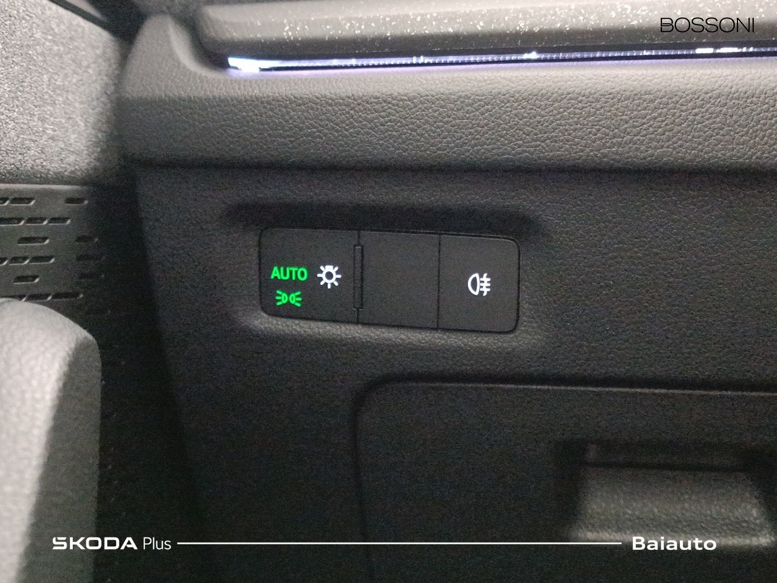 18 - Skoda Octavia wagon 2.0 tdi 150cv selection dsg