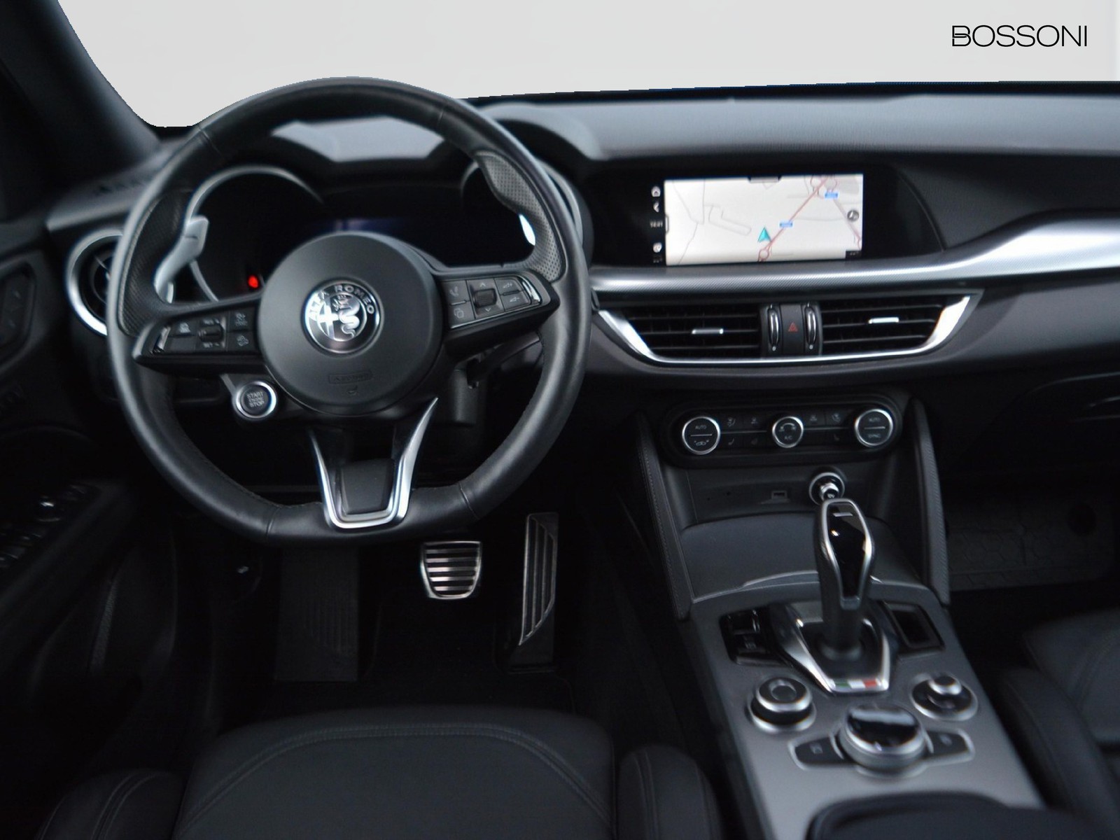 9 - Alfa Romeo Stelvio 2.2 turbo 210cv veloce q4 at8