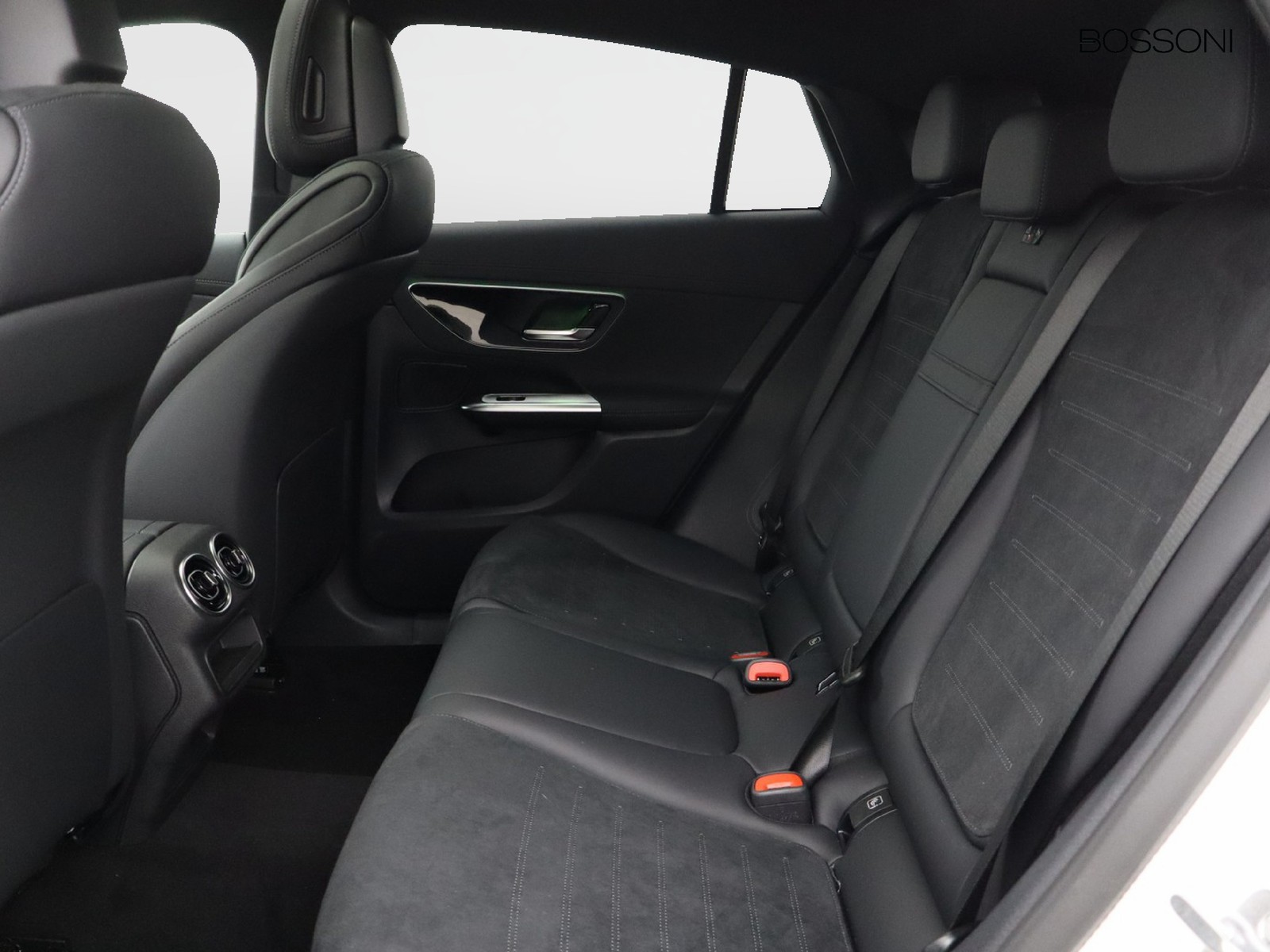 8 - Mercedes GLC coupe 220 d amg line advanced 4matic 9g-tronic