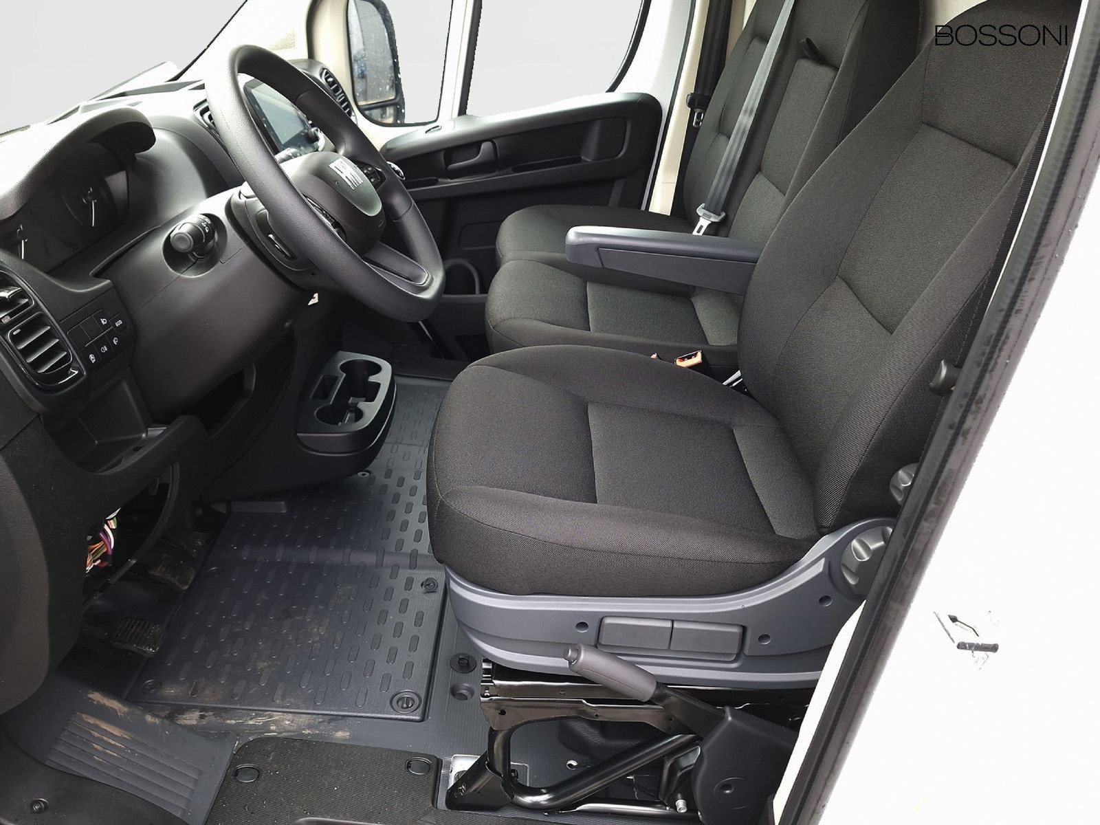 12 - Fiat Professional Ducato 35 l3h2 2.2 diesel 140cv
