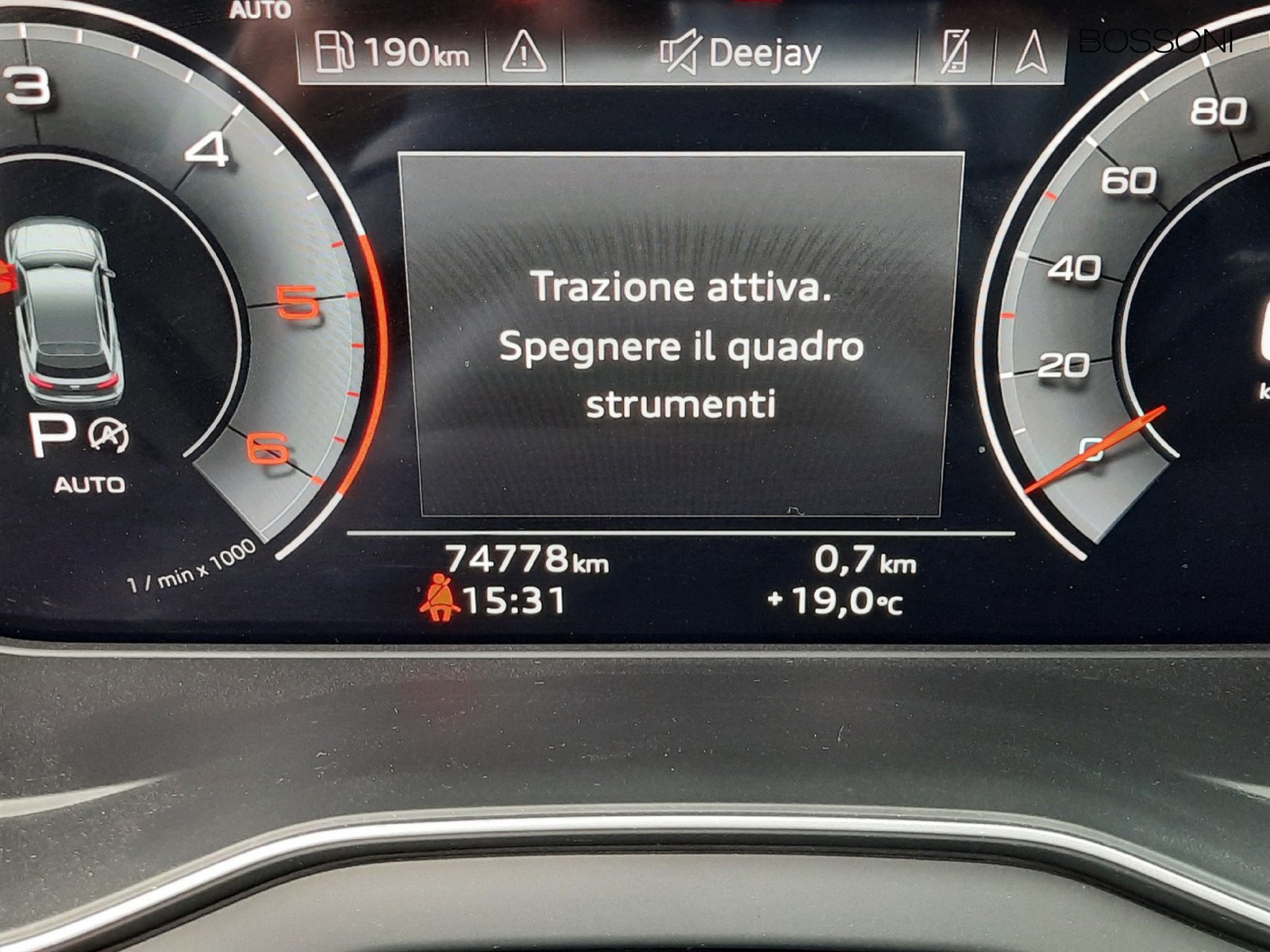 16 - Audi Q5 sportback 40 2.0 tdi mhev 12v s line plus quattro s tronic