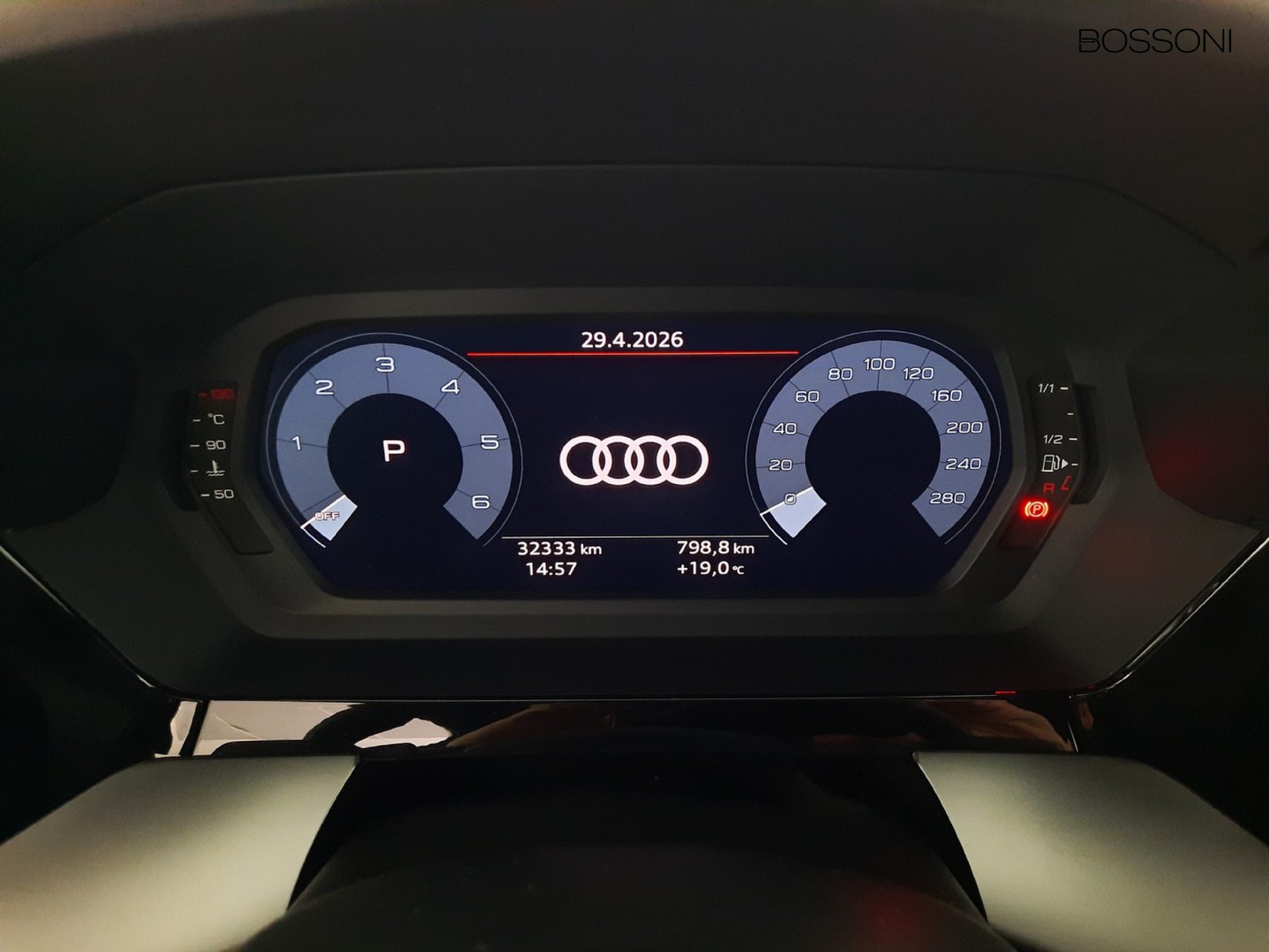 18 - Audi A3 sportback 35 2.0 tdi s line edition s tronic