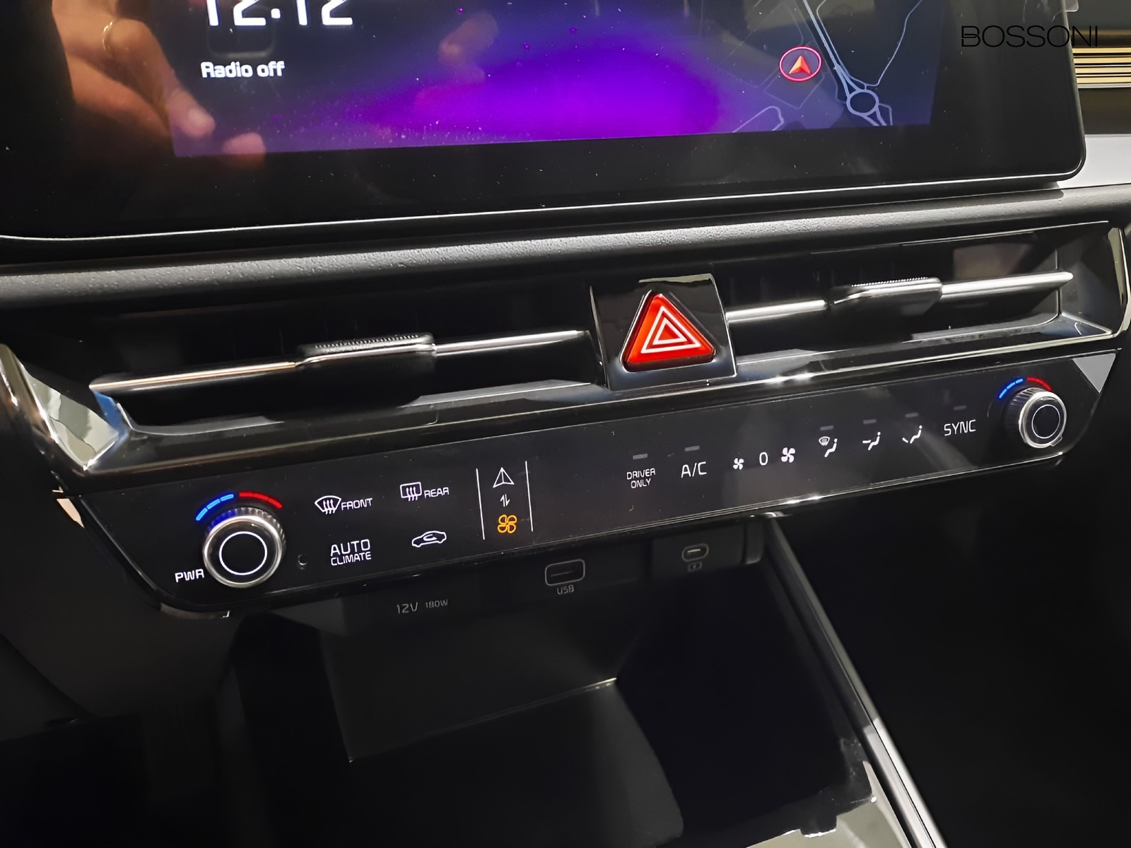 10 - Kia Niro 1.6 gdi hev tri-fuel 126cv style dct6