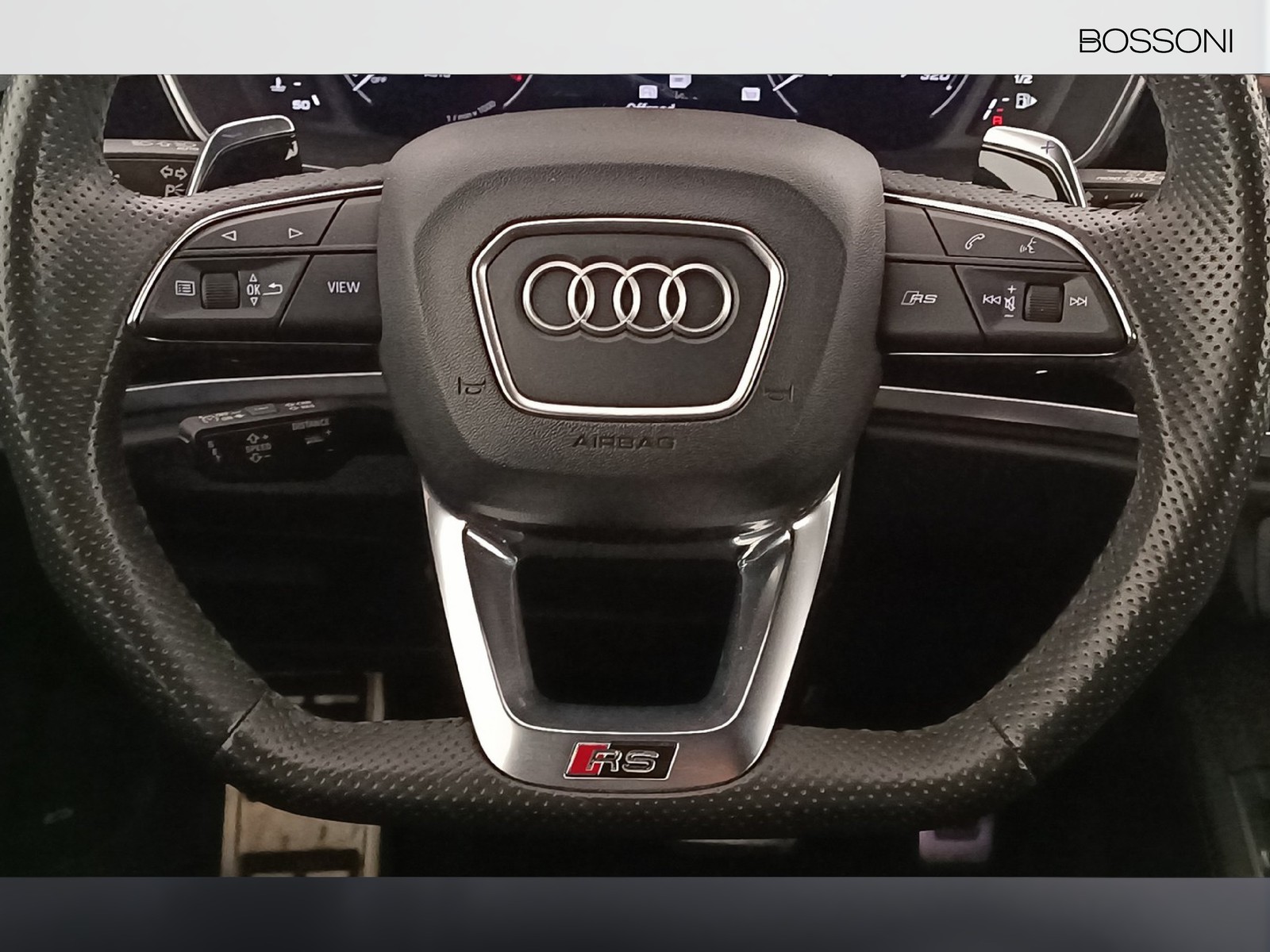 10 - Audi RSQ3 sportback 2.5 quattro s tronic