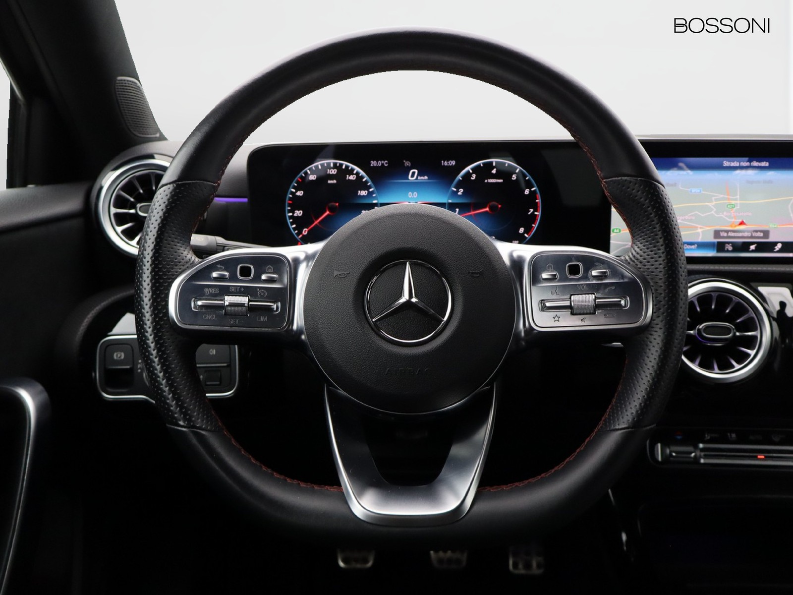 17 - Mercedes Classe A 160 premium