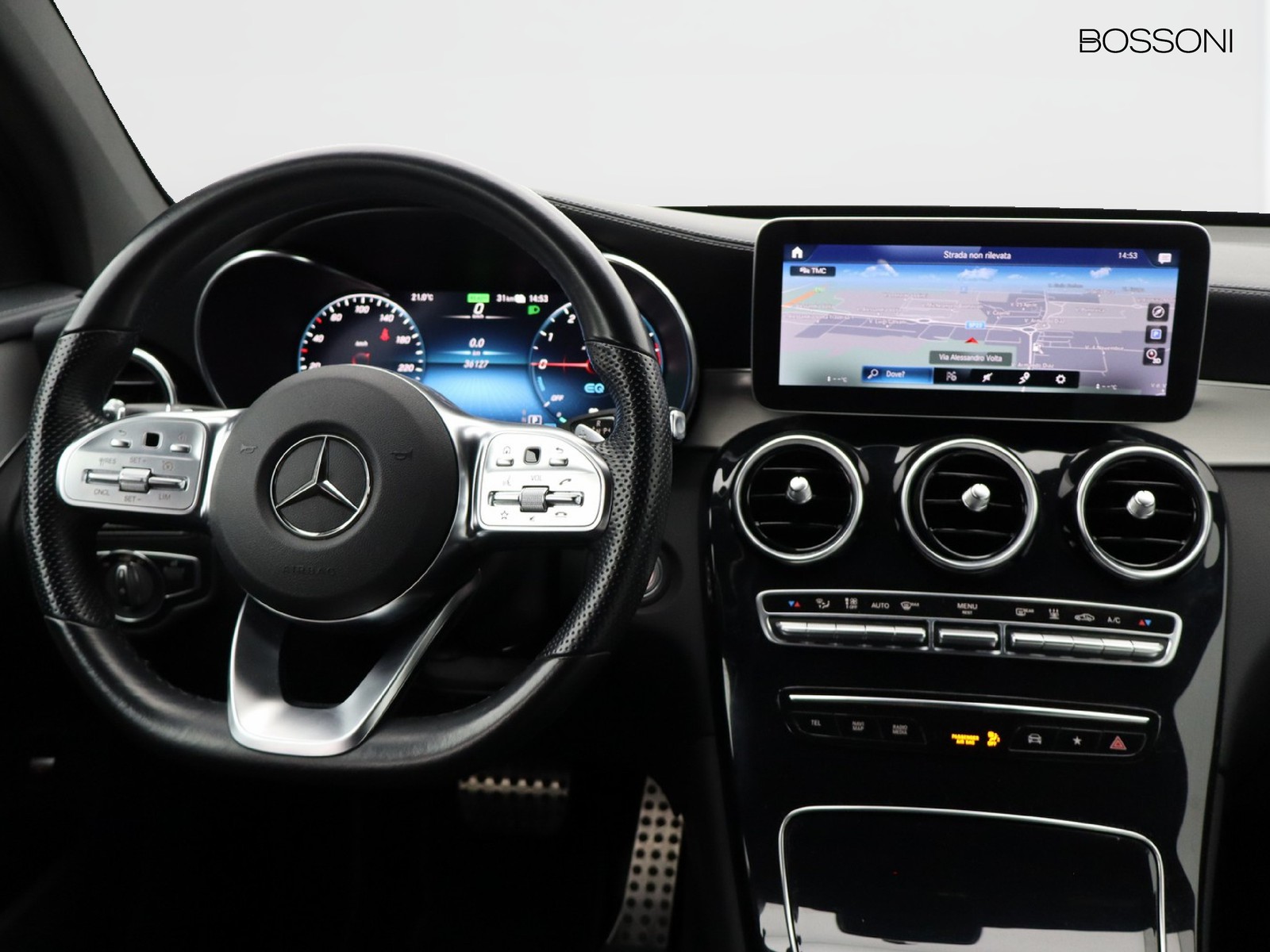 12 - Mercedes GLC coupe 300 de plug in hybrid (de eq-power) premium 4matic 9g-tronic plus