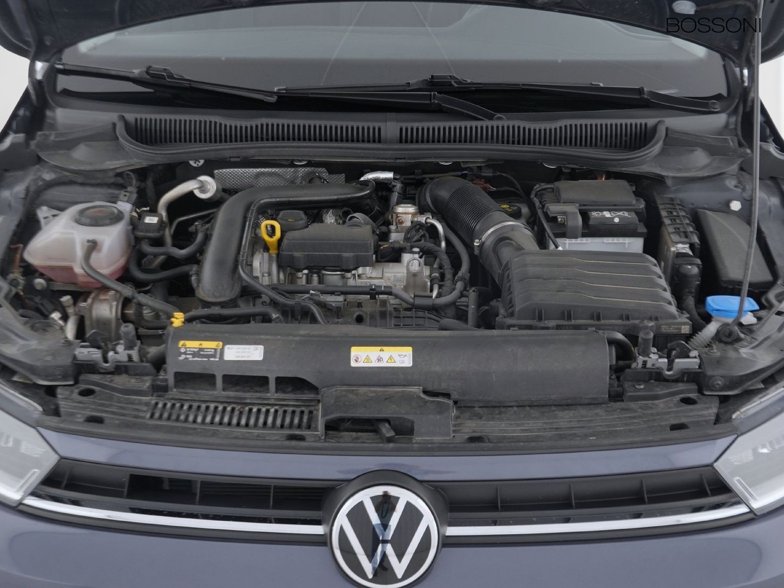 11 - Volkswagen Polo 1.0 tsi 95cv life