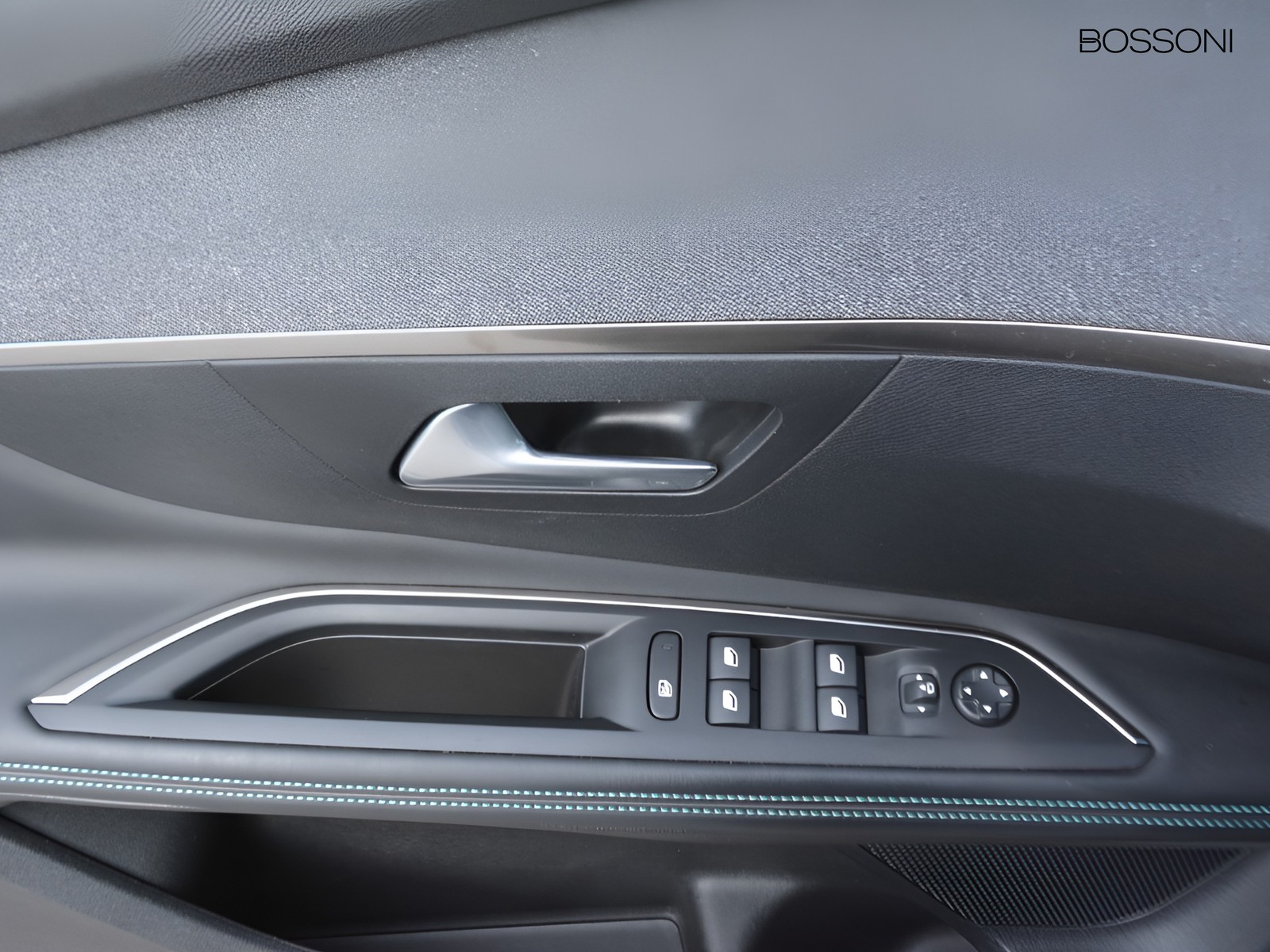 14 - Peugeot 3008 1.6 hybrid phev 225cv allure pack e-eat8