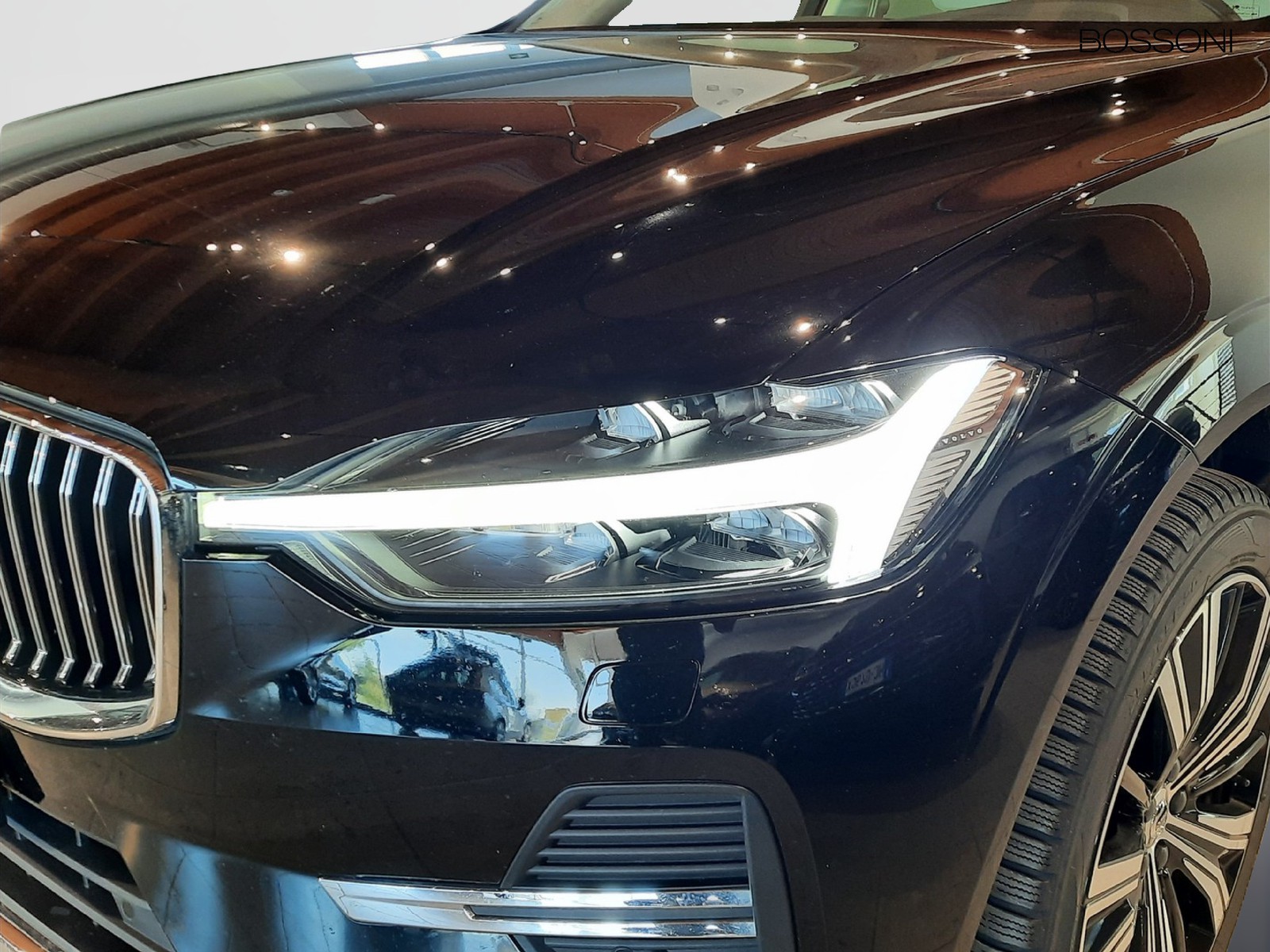 26 - Volvo XC60 2.0 b4 plus bright awd automatico