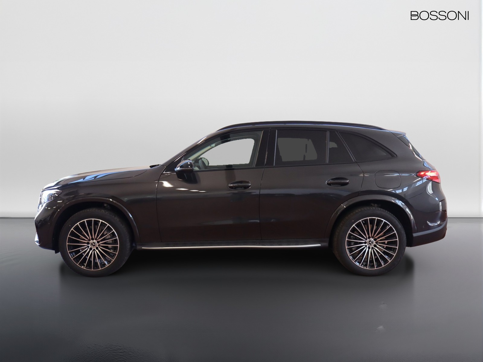 3 - Mercedes GLC suv 300 de plug in hybrid amg line advanced tech 4matic 9g-tronic