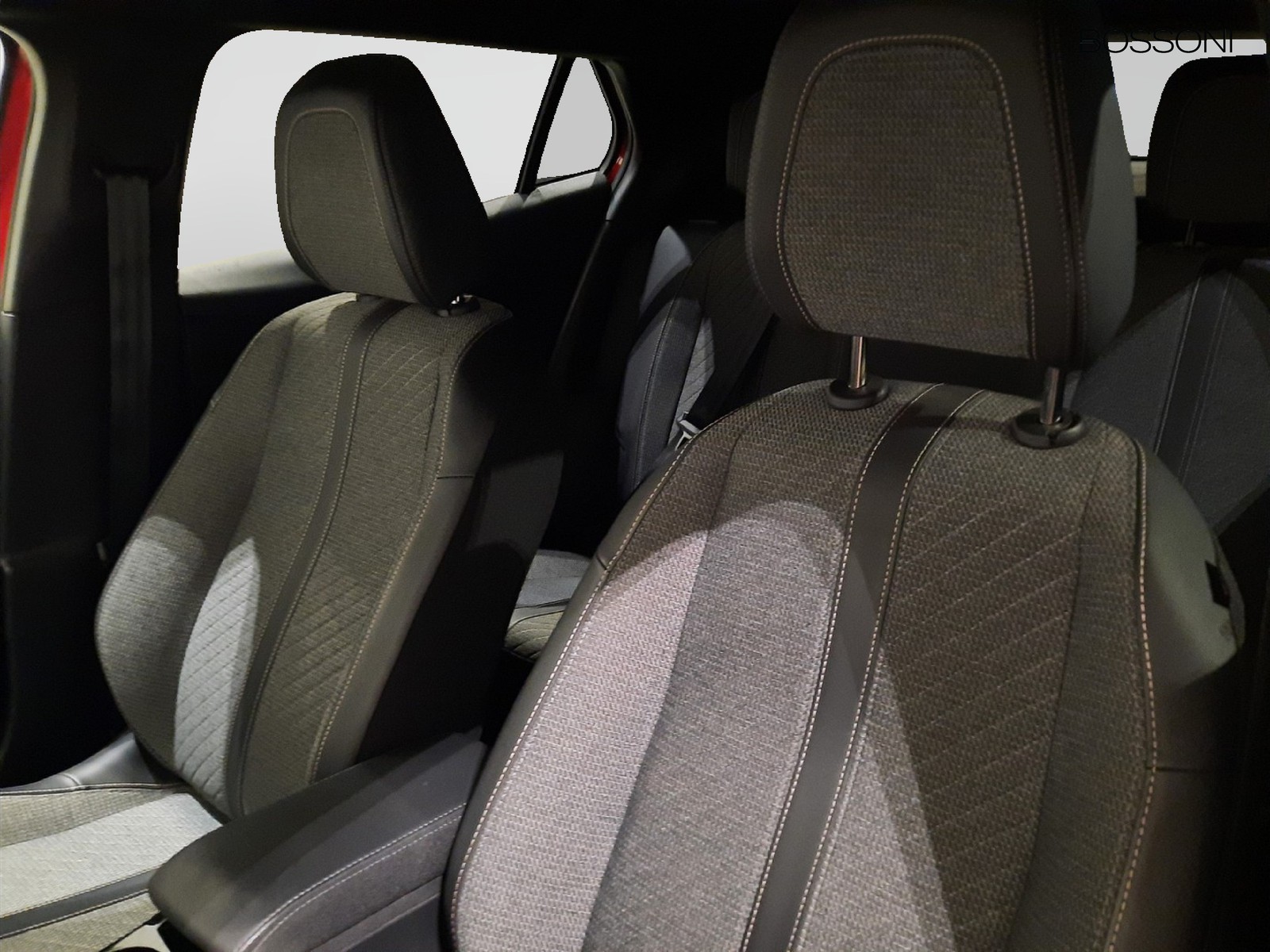 17 - Peugeot 2008 1.2 puretech 100cv allure s&s
