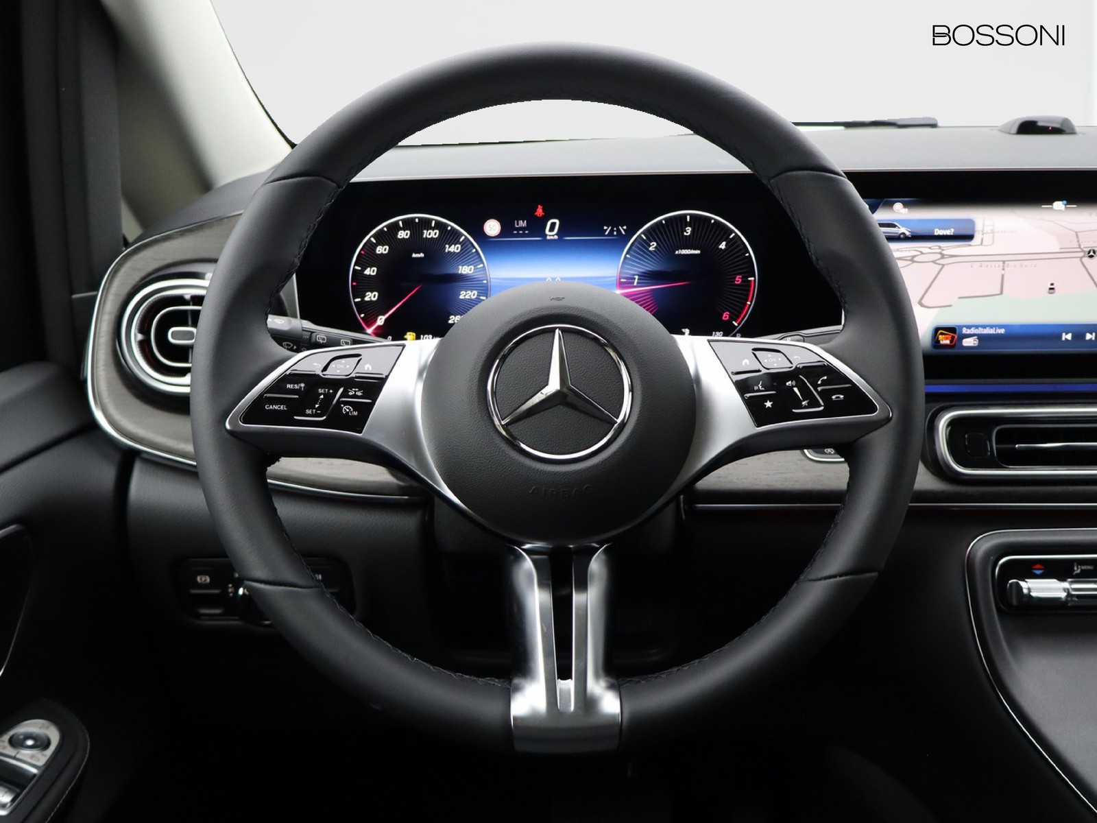 18 - Mercedes Vans Classe V extralong 250 d avantgarde 4matic 9g-tronic plus