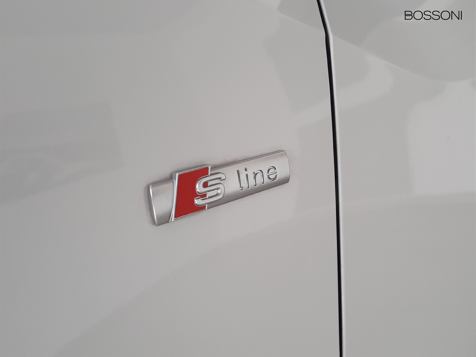 27 - Audi Q2 30 2.0 tdi s line edition