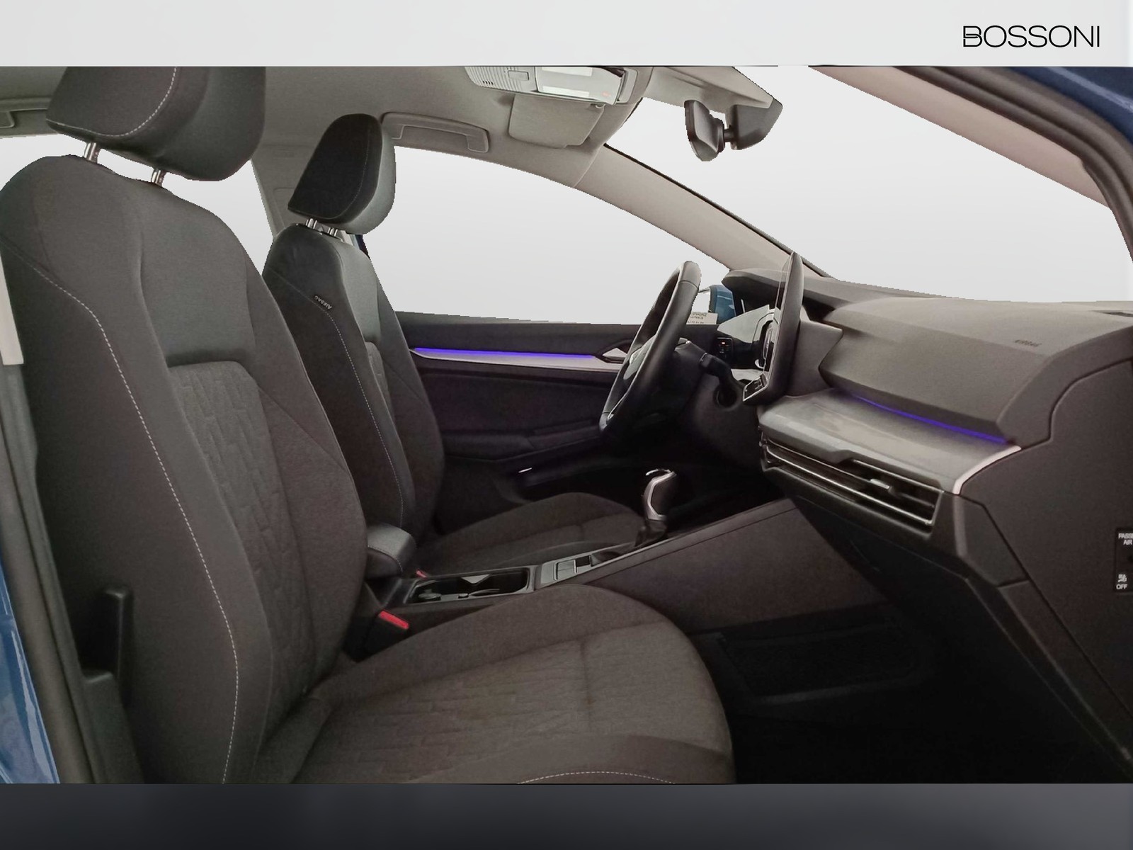 8 - Volkswagen Golf 2.0 tdi scr 115cv life