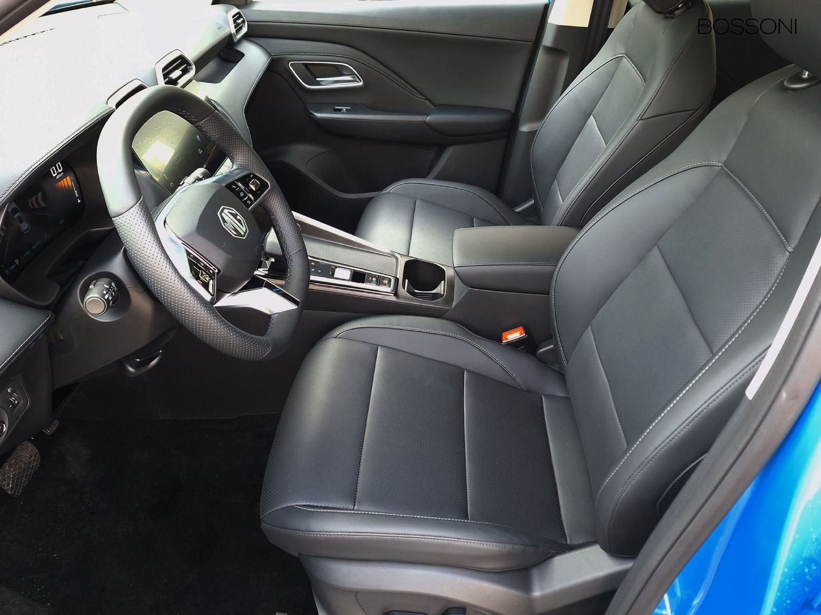 11 - Mg ZS 1.5 hybrid+ luxury auto