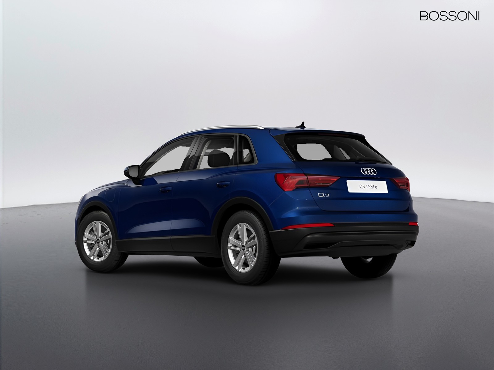 4 - Audi Q3 45 1.4 tfsi e business s tronic