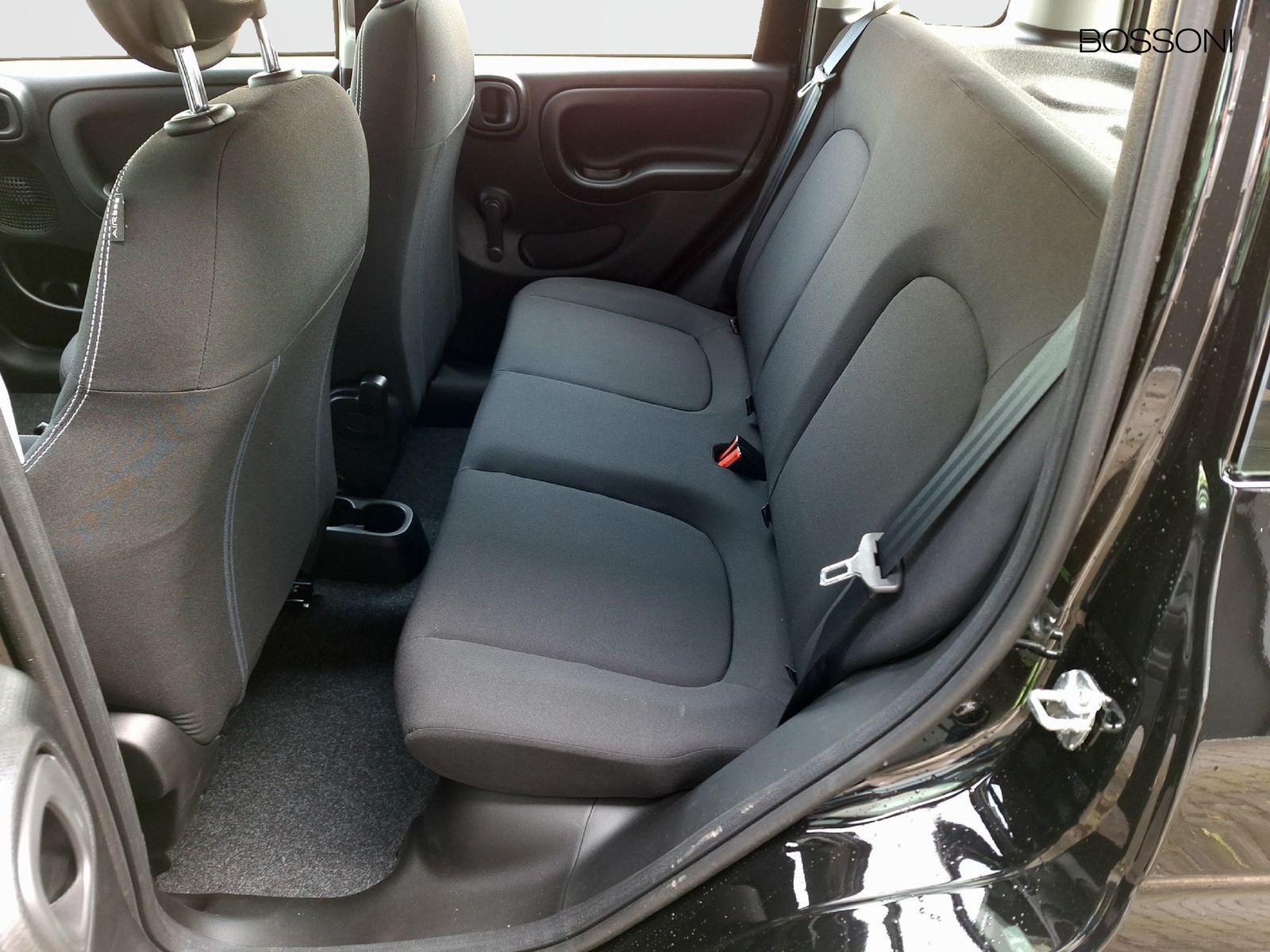12 - Fiat Pandina 1.0 firefly hybrid 65cv icon s&s