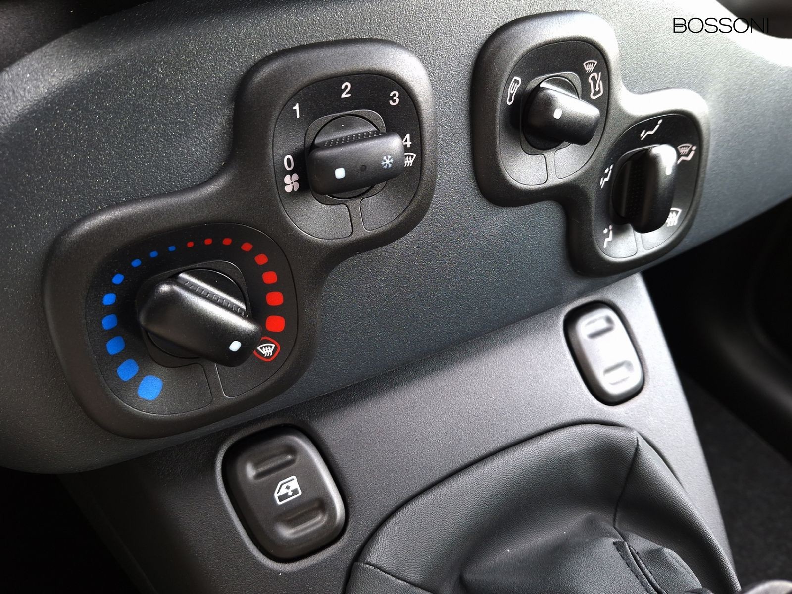 17 - Fiat Pandina 1.0 firefly hybrid 65cv icon s&s