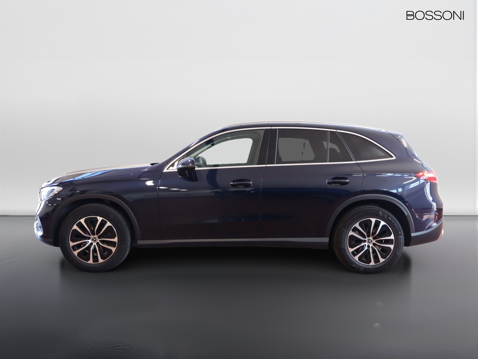 3 - Mercedes GLC suv 220 d advanced 4matic 9g-tronic