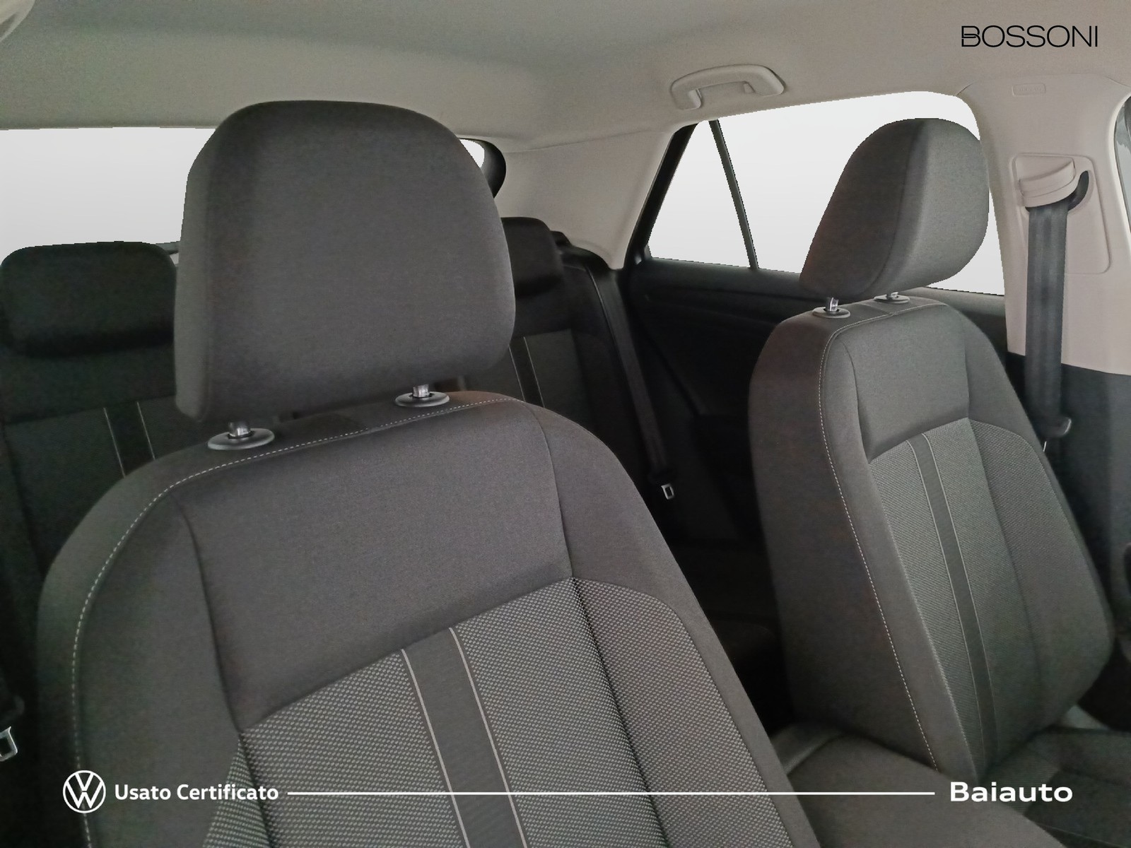 22 - Volkswagen T-Roc 2.0 tdi scr 115cv life