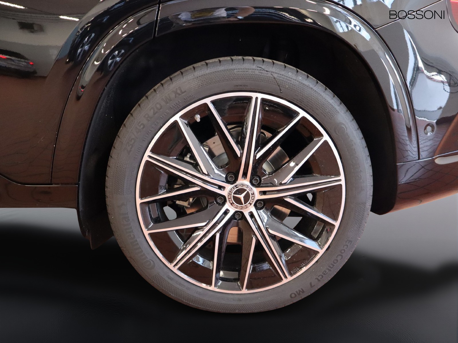 4 - Mercedes GLB 220 advanced plus 4matic 8g-edct