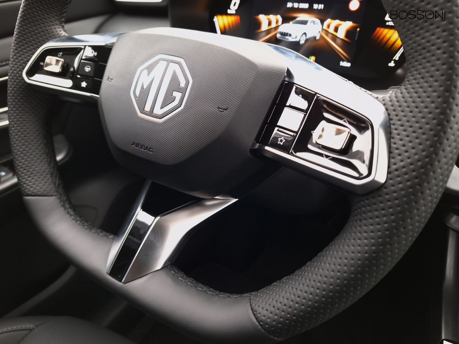 20 - Mg ZS 1.5 hybrid+ luxury auto
