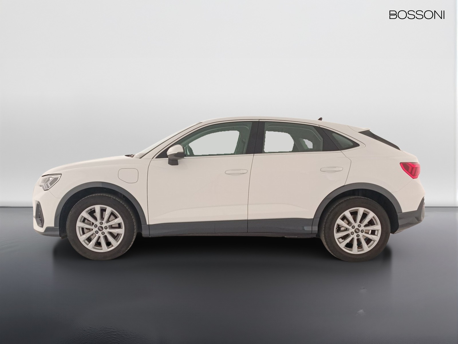 3 - Audi Q3 sportback 45 1.4 tfsi e business plus s tronic